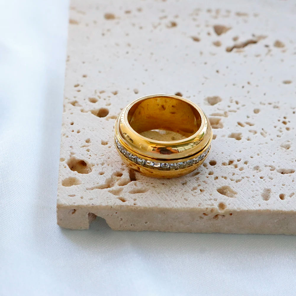 Anel Volterra Essence
